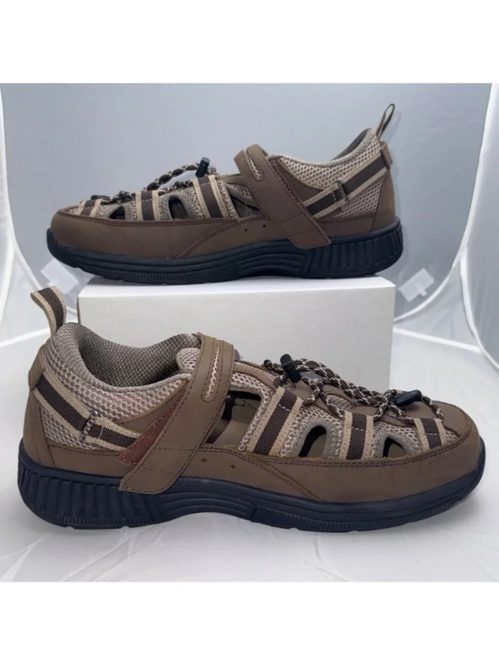 Orthofeet Outdoor Sandals Mens 11W 2E Brown Leather Orthopedic Comfort Fit